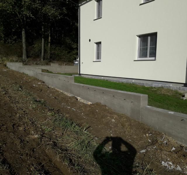 Winter und Pum Bau GmbH | Einfriedungen